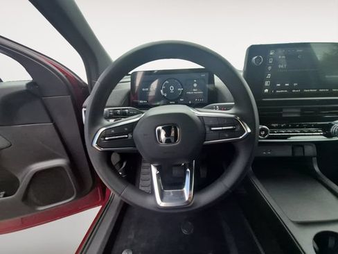 Used 2025 Honda Prologue EX image 12