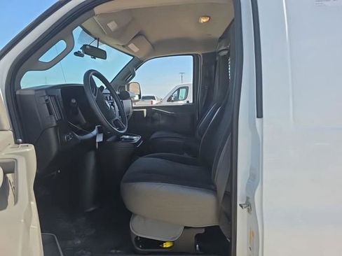 Used 2023 Chevrolet Express 2500 w/ Driver Convenience Package image 8