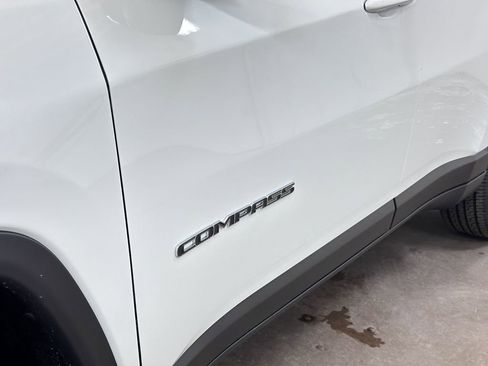 New 2026 Jeep Compass Limited w/ Sun, Sound & Navigation Group image 17