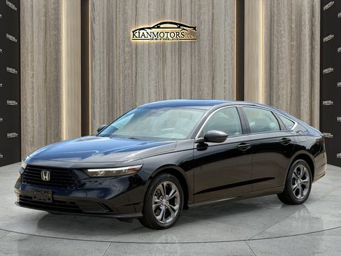 Used 2024 Honda Accord EX-L image 3