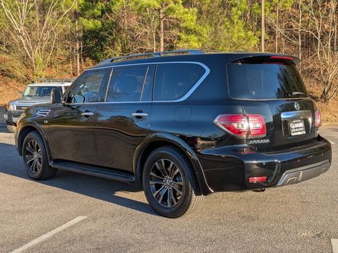 Used 2019 Nissan Armada Platinum w/ Captain's Chairs Package image 7