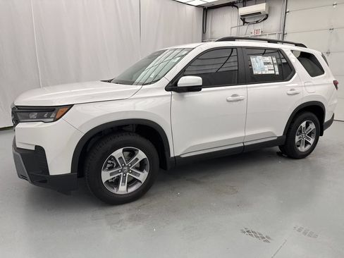 New 2026 Honda Pilot EX-L image 3