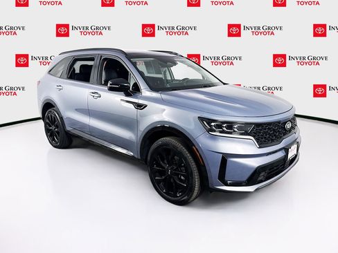 Used 2021 Kia Sorento SX image 3
