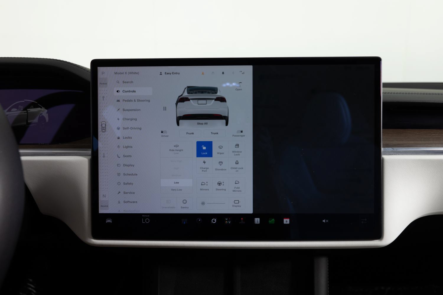 Used 2023 Tesla Model X AWD/4WD image 37