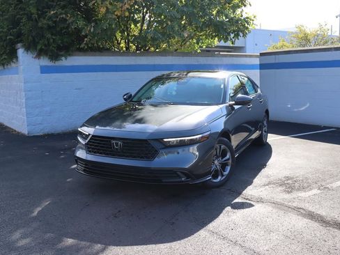 New 2025 Honda Accord EX-L image 1