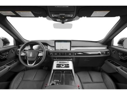 Used 2023 Lincoln Aviator Reserve RWD image 9