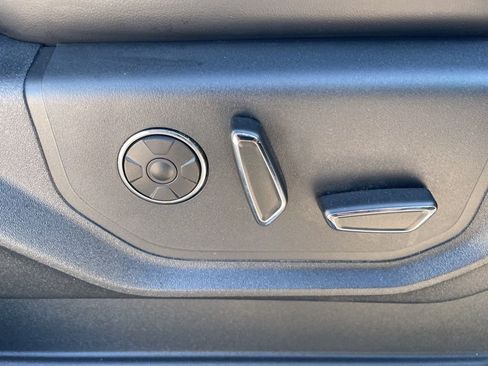 Used 2021 Ford F250 Platinum image 18