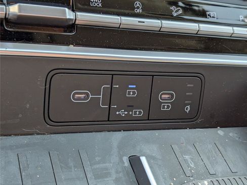 Used 2025 Hyundai Santa Fe XRT AWD/4WD image 27