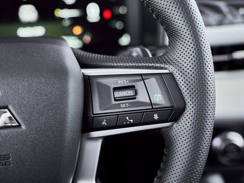 New 2026 Mitsubishi Outlander SE image 40