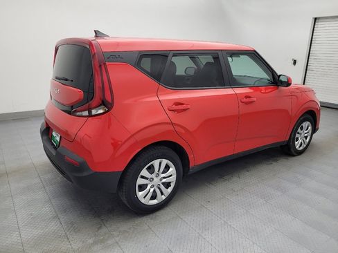 Used 2022 Kia Soul LX image 10