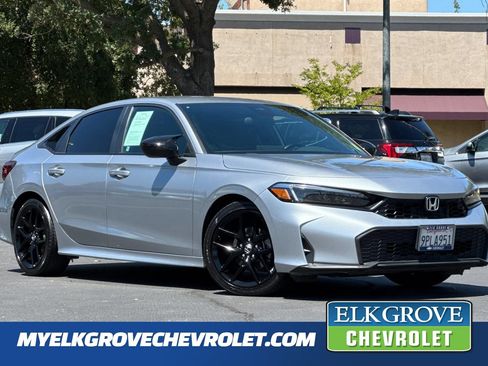 Used 2025 Honda Civic Sport image 1