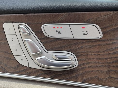 Used 2017 Mercedes-Benz E 300 image 42