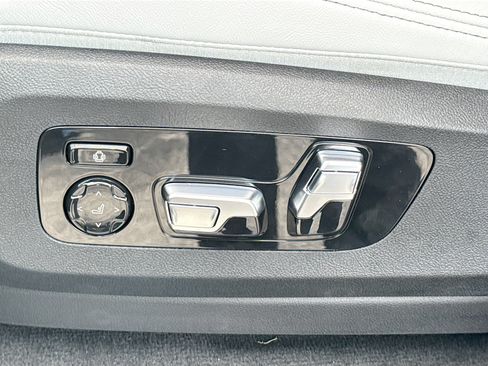 New 2026 BMW X5 xDrive40i w/ Executive Package AWD/4WD image 25