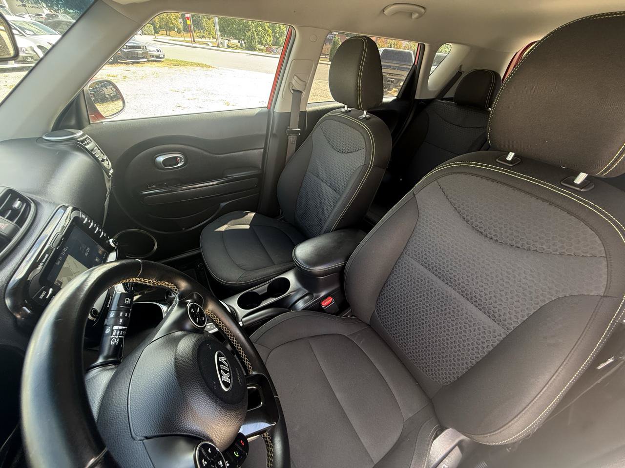 Used 2016 Kia Soul + w/ Audio Package FWD image 16