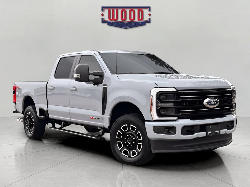Used 2026 Ford F350 Platinum w/ FX4 Off-Road Package AWD/4WD image 1