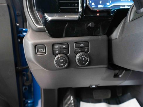 Used 2023 Chevrolet Silverado 1500 LT Trail Boss w/ Protection Package AWD/4WD image 11
