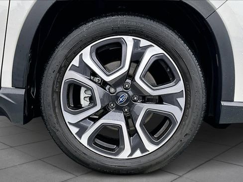 Used 2023 Subaru Ascent Touring image 11