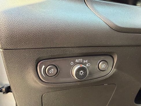 Certified 2023 Buick Encore GX Select w/ Sport Touring Package FWD image 19