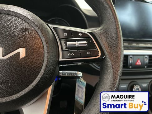 Used 2023 Kia Forte LXS image 7