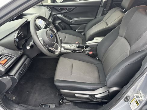 Used 2023 Subaru Crosstrek 2.0i image 11