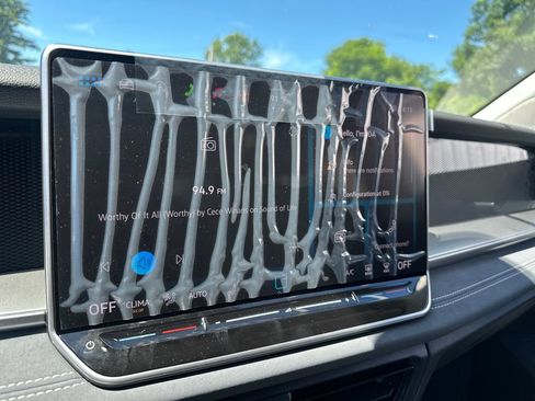 New 2026 Volkswagen Tiguan SE AWD/4WD image 14