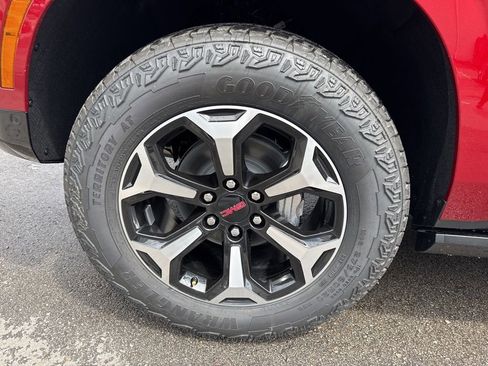 New 2026 GMC Yukon XL AT4 w/ AT4 Premium Package AWD/4WD image 35