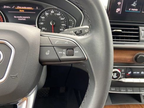 Used 2023 Audi Q5 2.0T Premium w/ Convenience Package AWD/4WD image 19