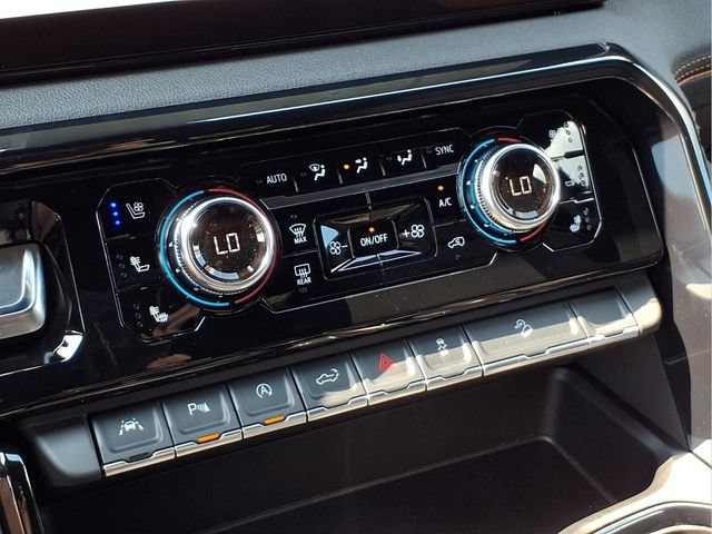 New 2026 GMC Sierra 1500 AT4 w/ Technology Package AWD/4WD image 9