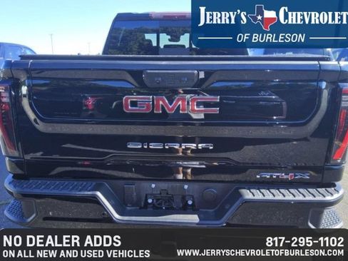 Used 2026 GMC Sierra 2500 AT4X AWD/4WD image 5