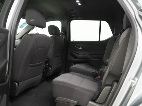 Used 2023 Chevrolet Traverse LT AWD/4WD image 19
