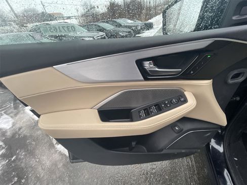 Used 2023 Acura MDX SH-AWD image 12