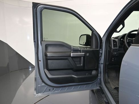 Used 2019 Ford F150 XLT w/ Equipment Group 302A Luxury AWD/4WD image 10