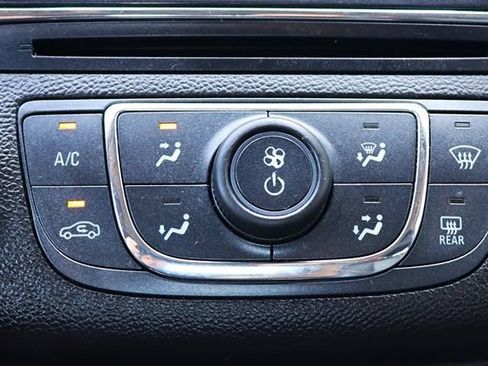 Used 2017 Chevrolet Impala Premier FWD image 45