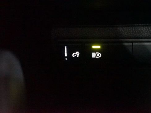 Certified 2024 Toyota Corolla LE image 23