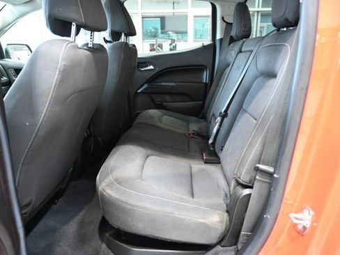 Used 2019 Chevrolet Colorado LT image 12