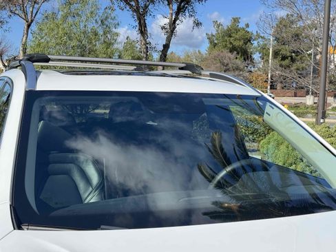 Used 2018 Volvo XC90 T6 Momentum w/ Convenience Package image 25