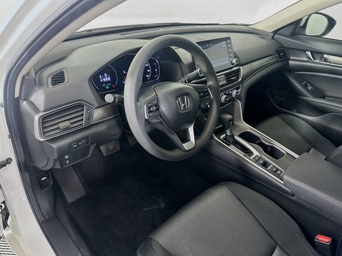 Certified 2021 Honda Accord LX image 9