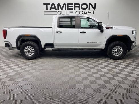 Used 2024 GMC Sierra 2500 Pro image 3