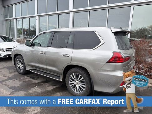 Used 2018 Lexus LX 570 4WD image 2