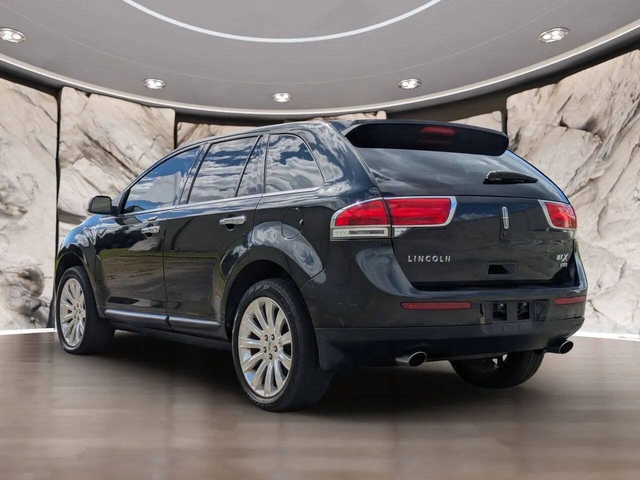 Used 2012 Lincoln MKX AWD image 6