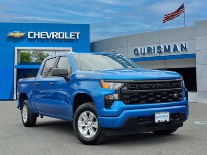 Used 2025 Chevrolet Silverado 1500 Custom w/ Turbomax Blackout Package