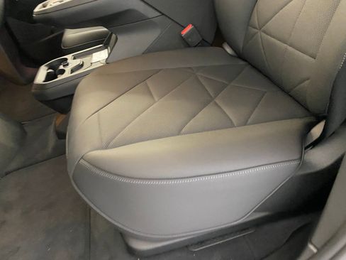 New 2026 BMW iX xDrive45 w/ Executive Package image 12