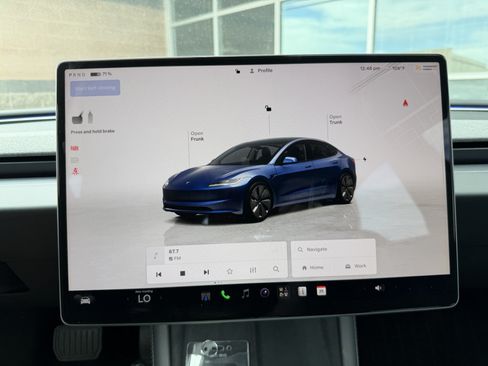 Used 2025 Tesla Model 3 Long Range RWD image 17
