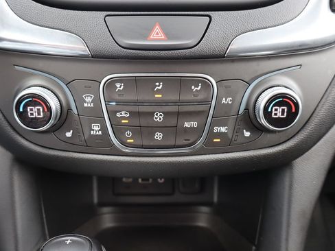 Used 2019 Chevrolet Equinox LT AWD/4WD image 13