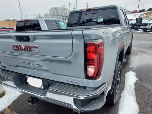 Used 2024 GMC Sierra 2500 SLE w/ SLE Value Package; image 9