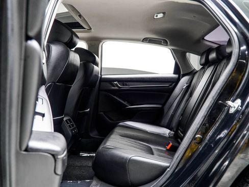 Used 2021 Honda Accord Touring image 38