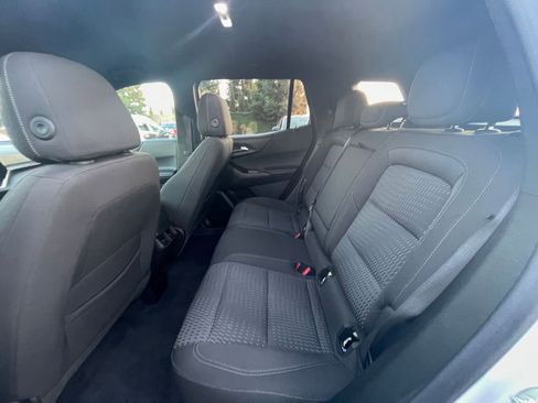 Used 2025 Chevrolet Equinox LT image 25