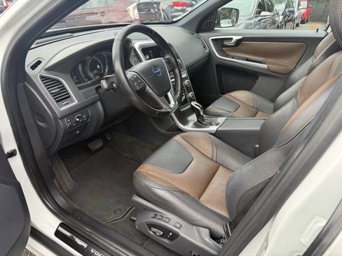 Used 2016 Volvo XC60 T5 Platinum image 7