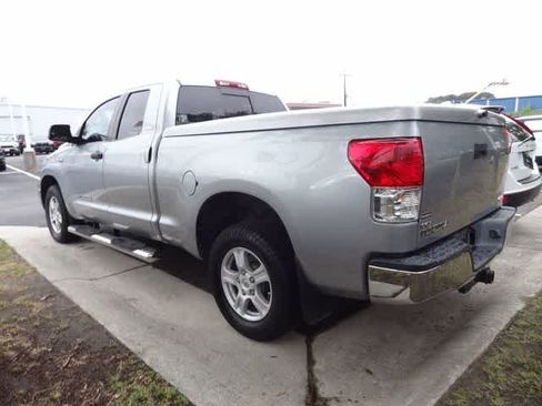 Used 2010 Toyota Tundra 4x4 Double Cab image 6