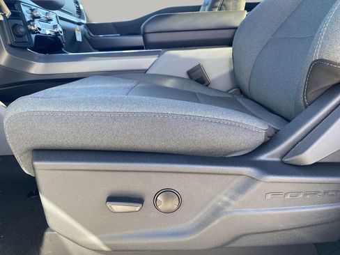 New 2026 Ford F150 XLT w/ XLT Chrome Appearance Package image 19